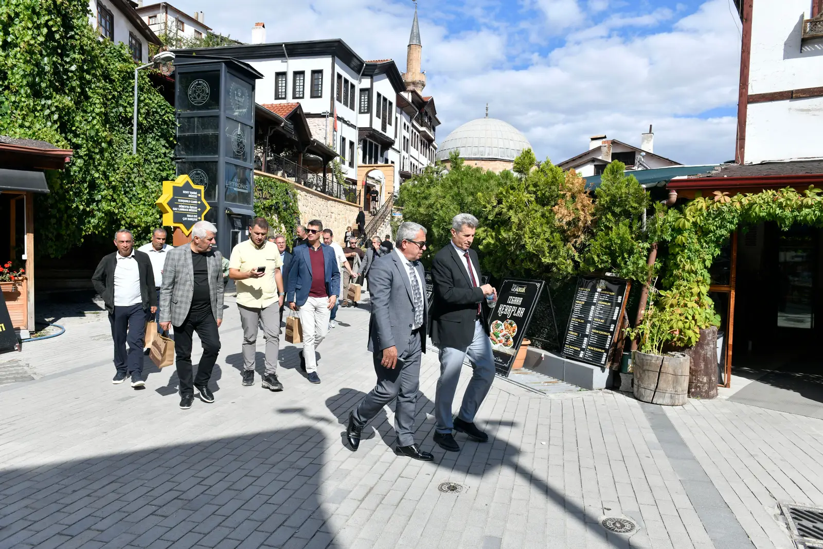 ANKARA’NIN KIRSAL KALKINMA UYGULAMALARI TÜRKİYE’NİN DÖRT BİR YANINDAN GELEN BELEDİYELERE TANITILDI