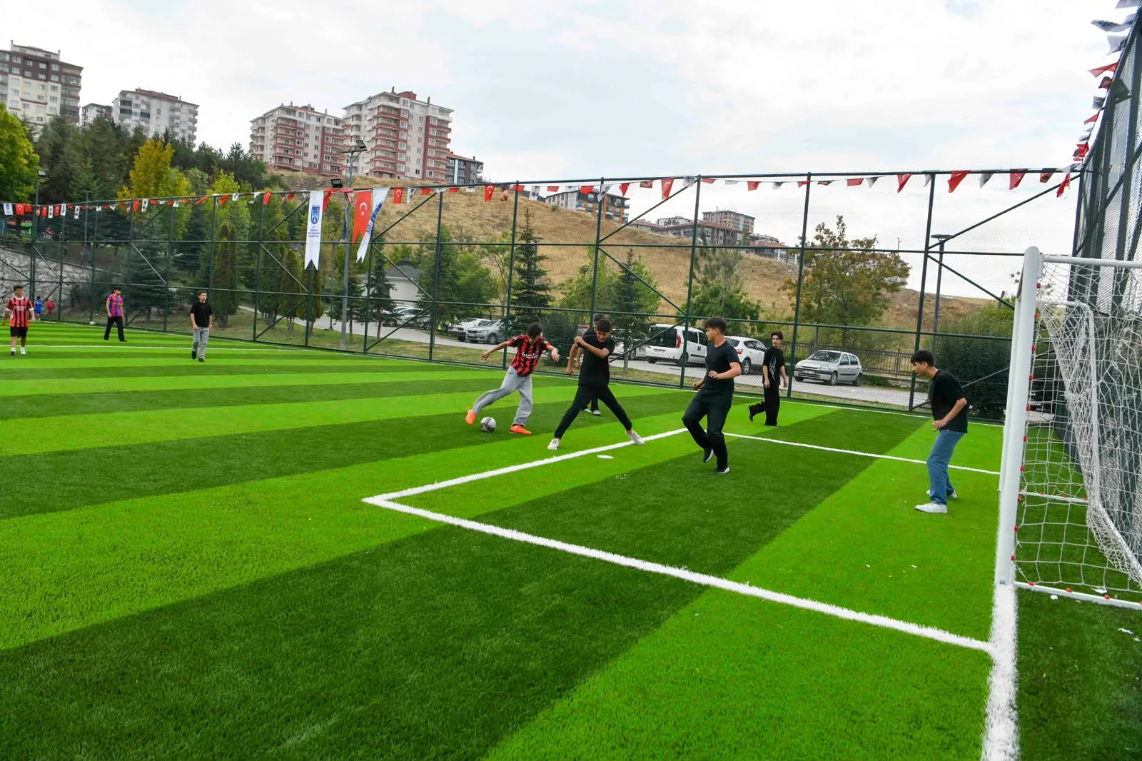 PURSAKLAR’DA ÇOCUKLAR İÇİN SPOR VAKTİ