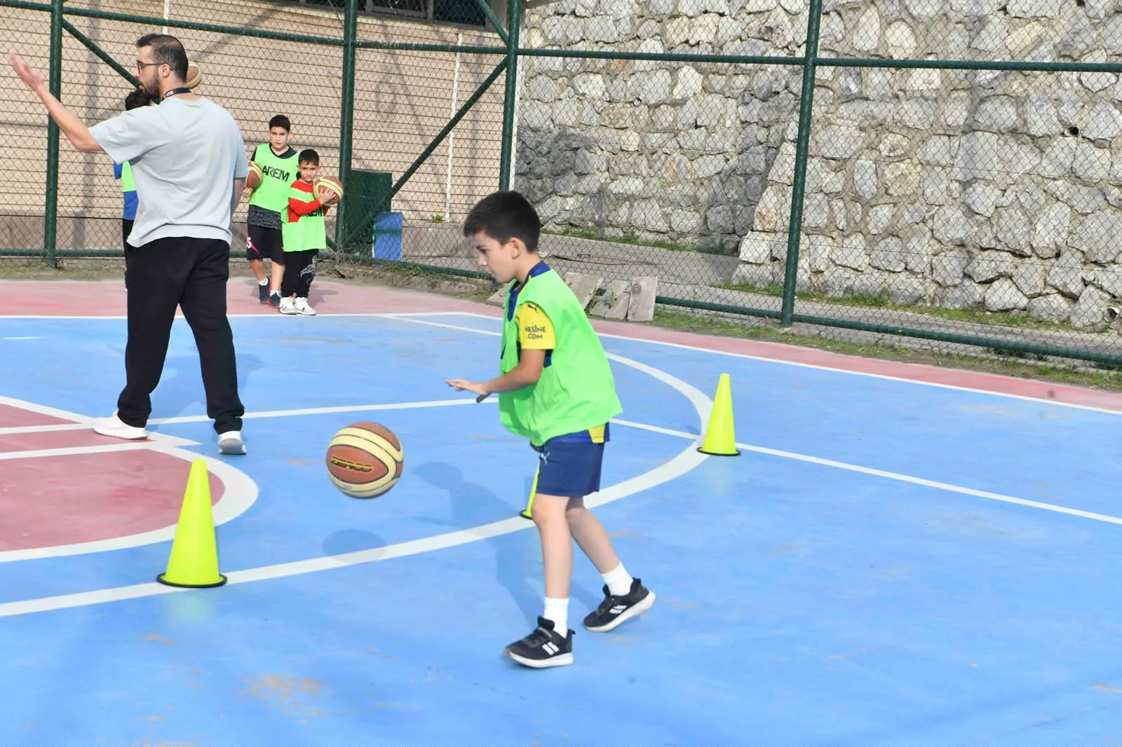 PURSAKLAR’DA ÇOCUKLAR İÇİN SPOR VAKTİ
