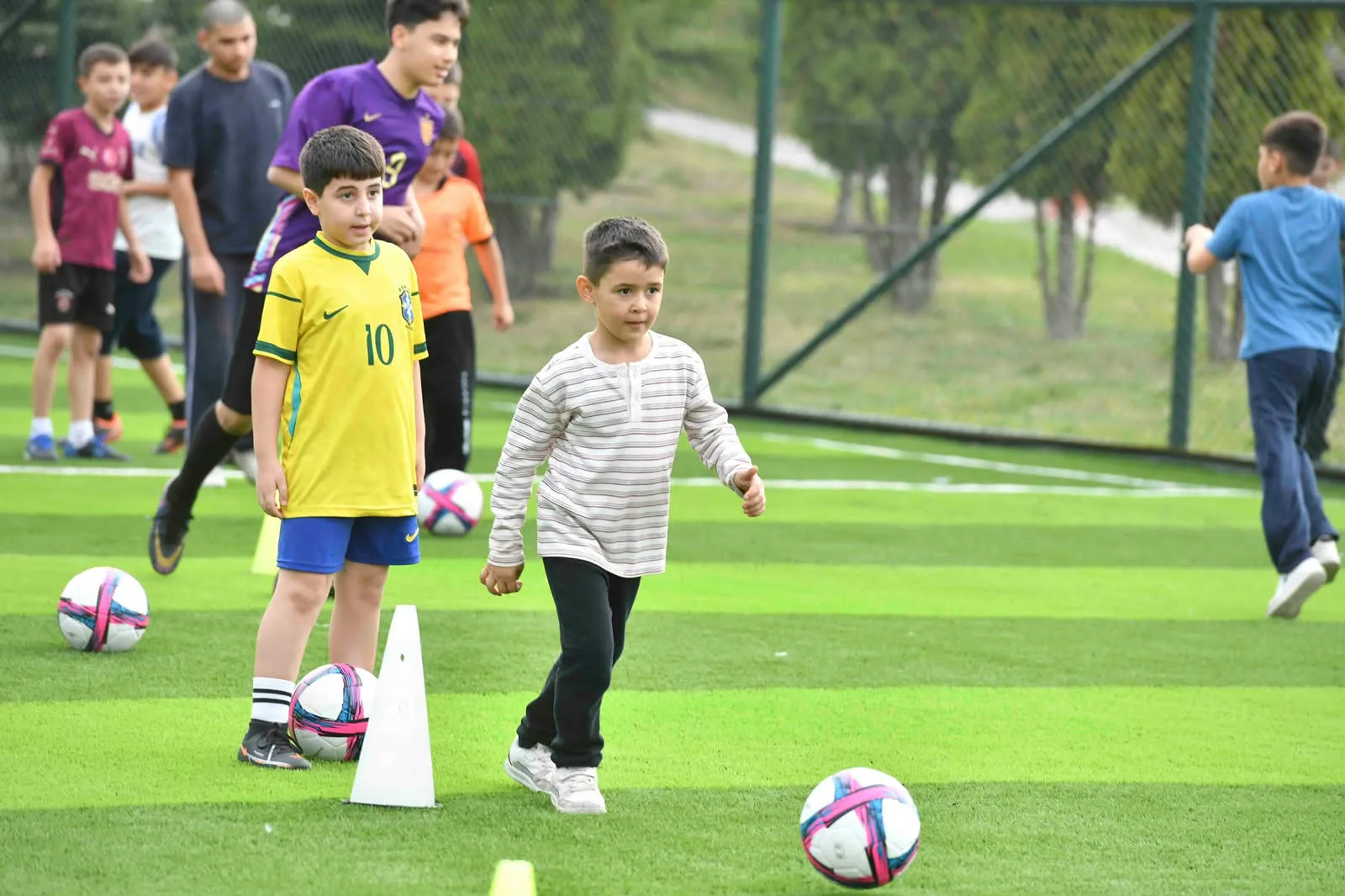 PURSAKLAR’DA ÇOCUKLAR İÇİN SPOR VAKTİ